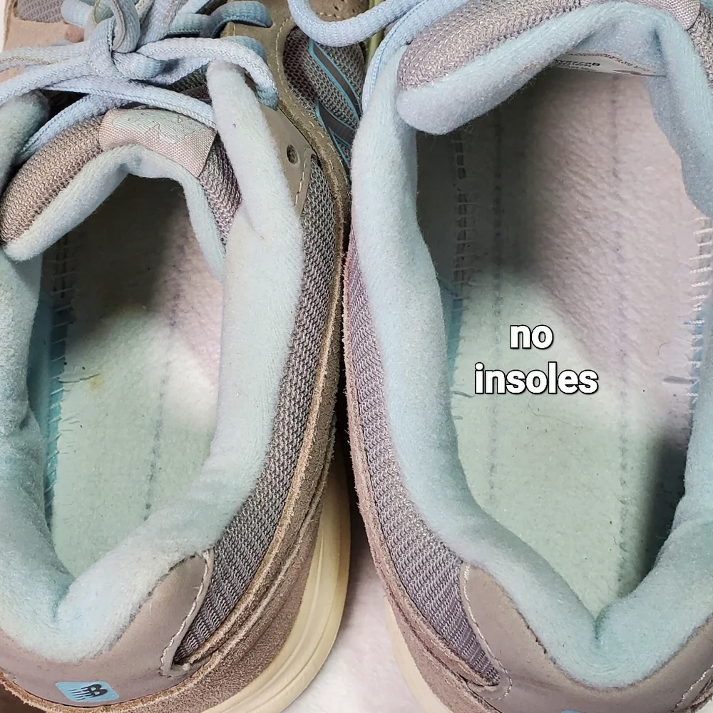 New Balance‎ Gray Blue Suede Comfort  Sneakers Size 9.5 Activewear Athleisure
